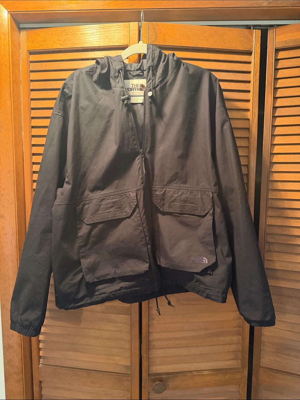 Women’s North Face jacket